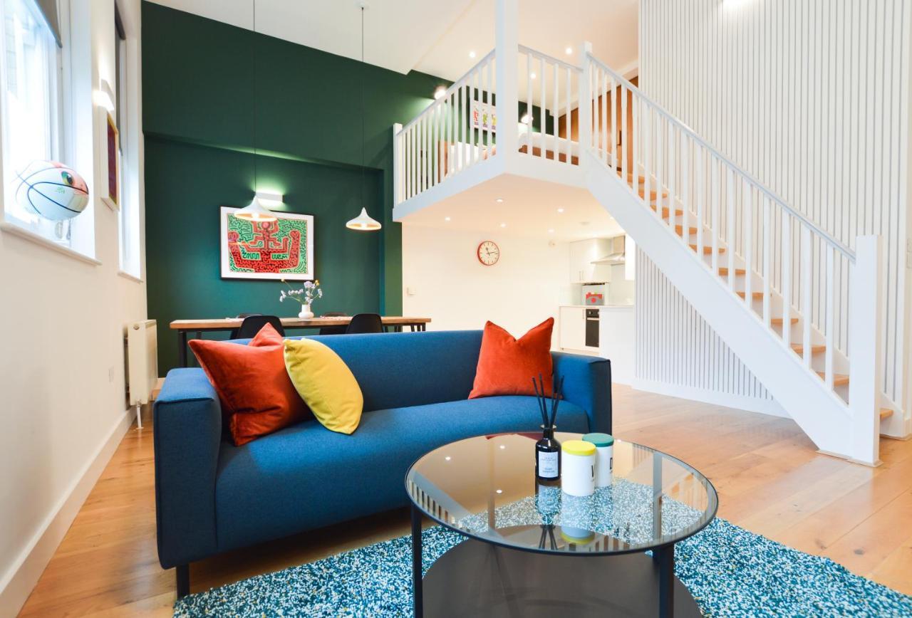 Spacious West Hampstead Apartment With Mezzanine Bedroom By Concept Apartments London Exteriör bild