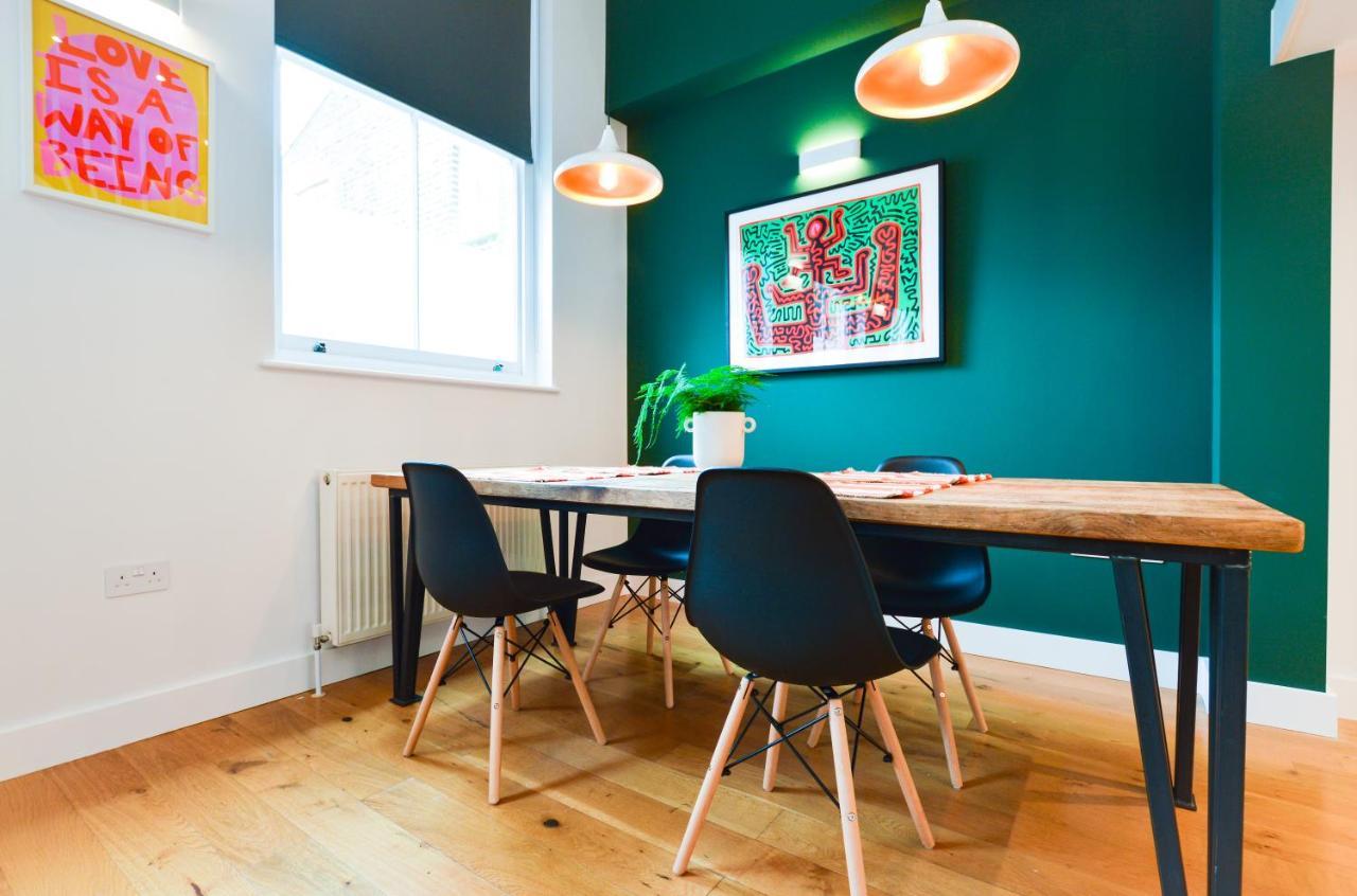 Spacious West Hampstead Apartment With Mezzanine Bedroom By Concept Apartments London Exteriör bild