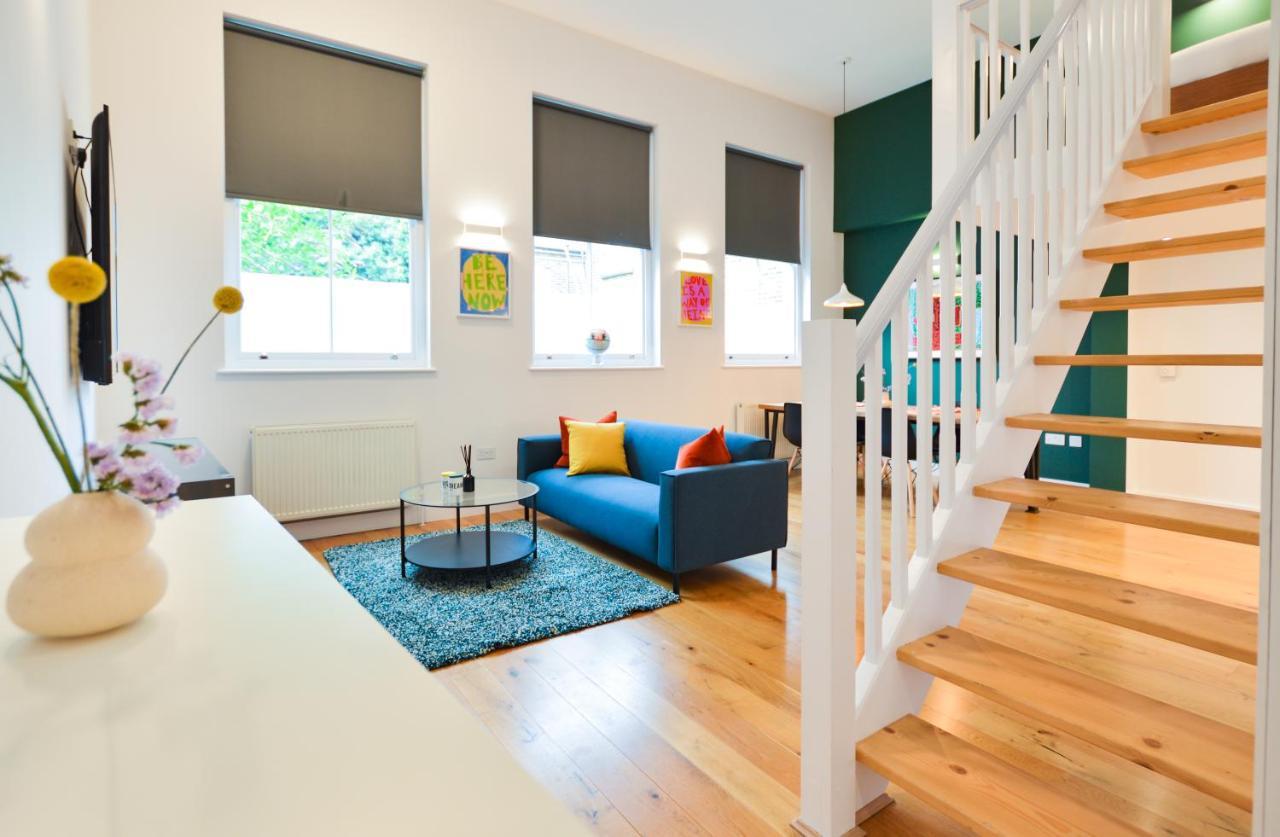 Spacious West Hampstead Apartment With Mezzanine Bedroom By Concept Apartments London Exteriör bild